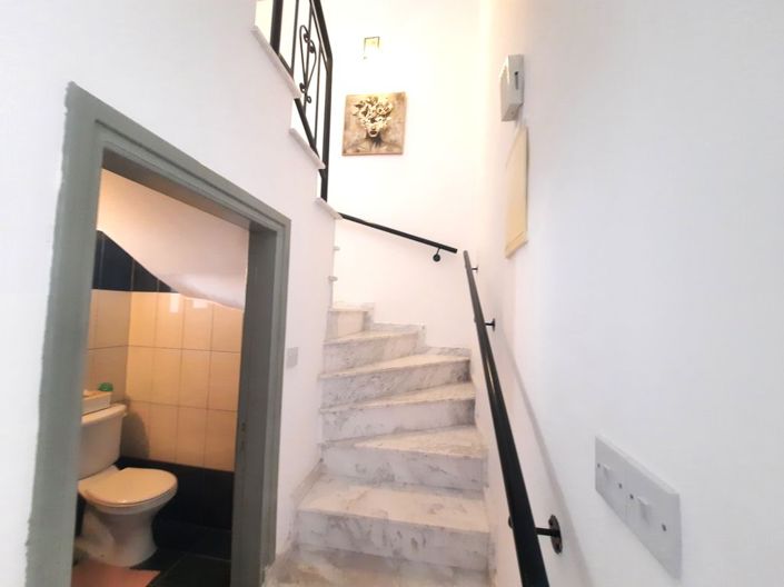 Image No.9-2 Bed Villa for sale
