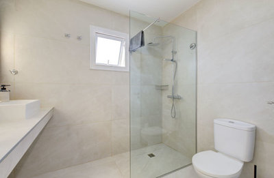 family-bathroom-2