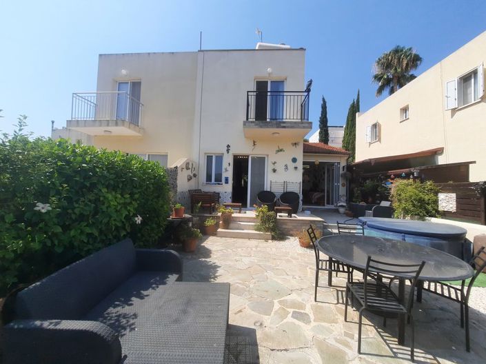 Image No.20-2 Bed Villa for sale