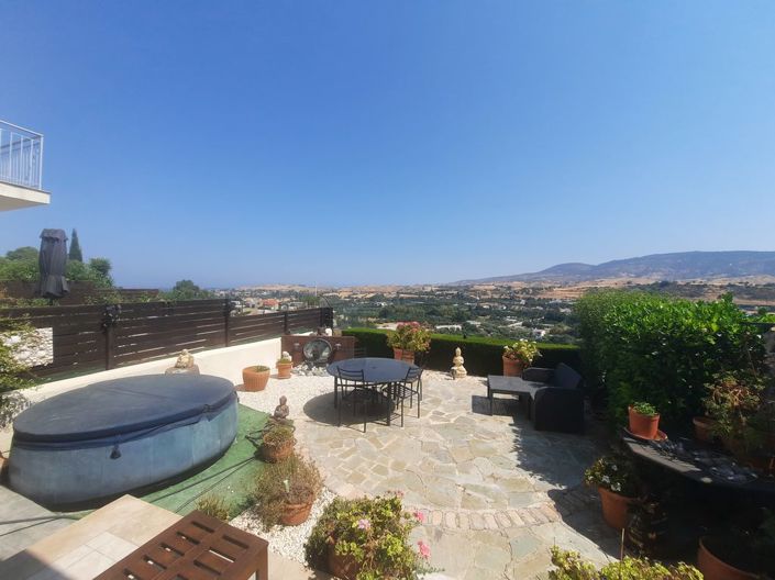 Image No.4-2 Bed Villa for sale