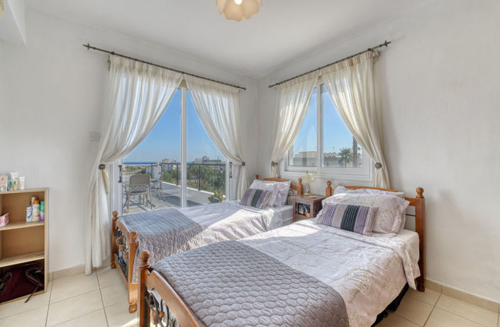 Image No.14-2 Bed Apartment for sale