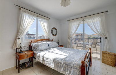 bedroom-1-2