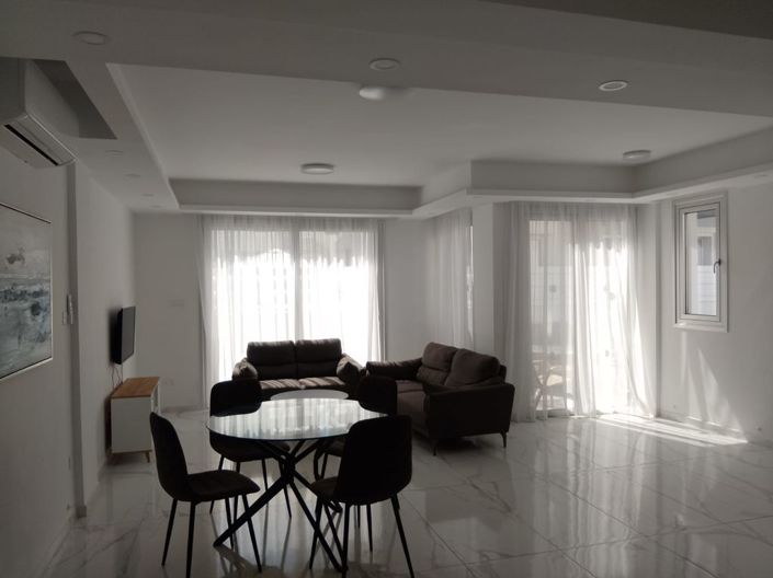 Image No.12-3 Bed Villa for sale