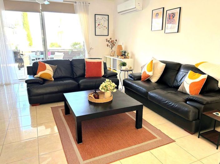 Image No.12-2 Bed Villa for sale