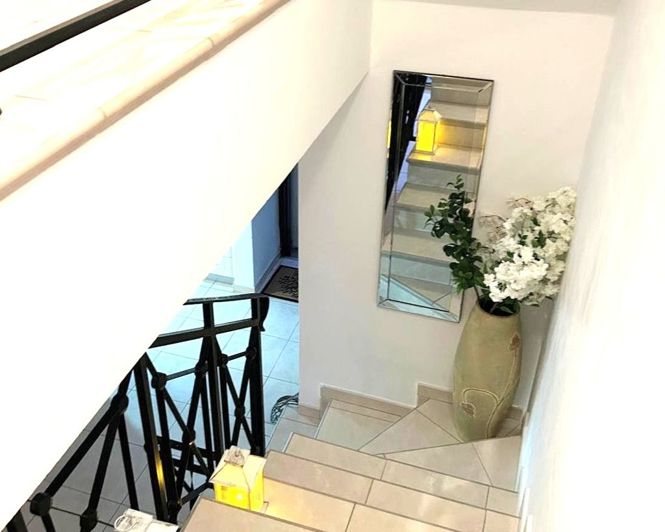Image No.19-2 Bed Villa for sale