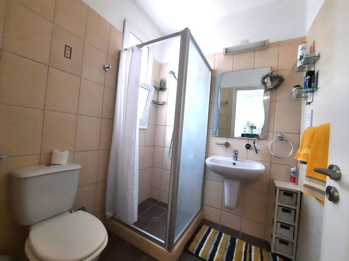 Image No.25-2 Bed Villa for sale