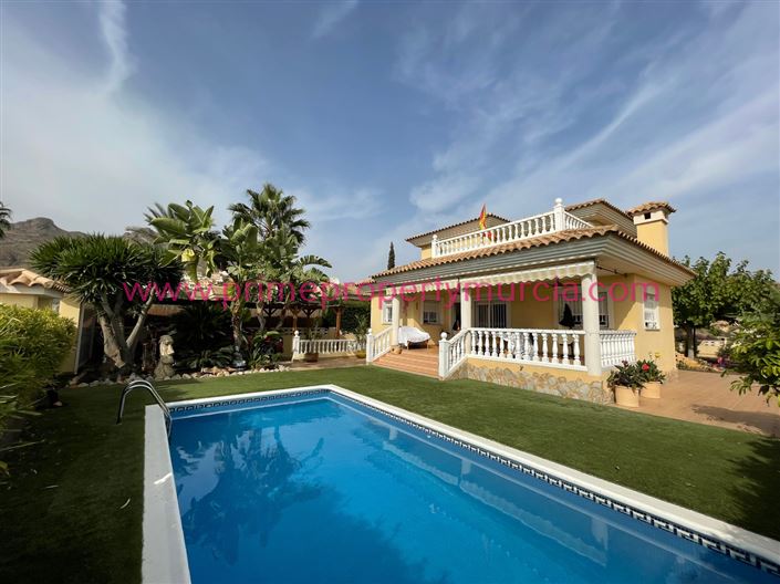 Image No.1-Villa de 4 chambres à vendre à Bolnuevo