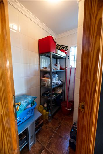 Image No.13-4 Bed Country House for sale