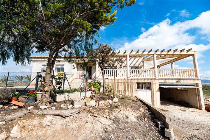 Image No.36-4 Bed Country House for sale