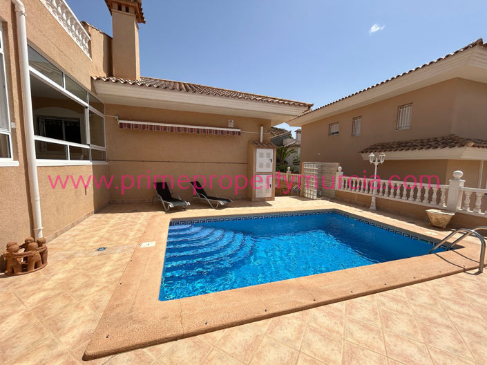 Image No.48-5 Bed Villa for sale