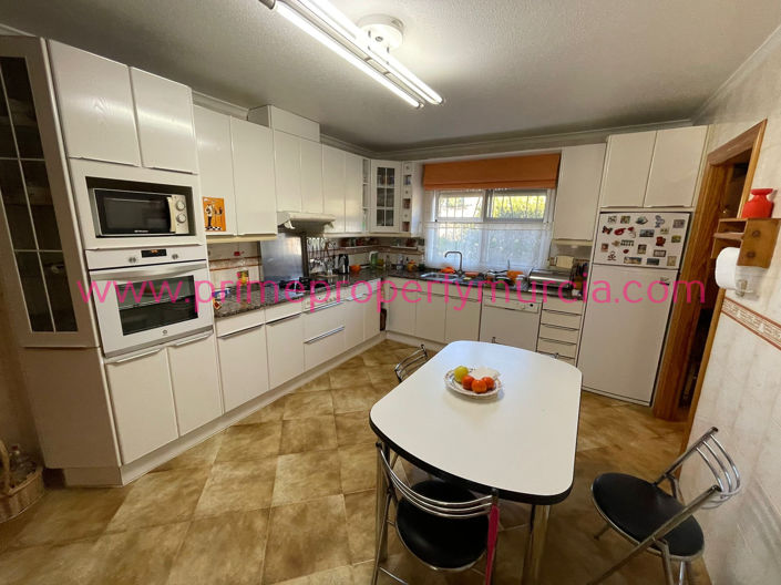 Image No.10-10 Bed Villa for sale