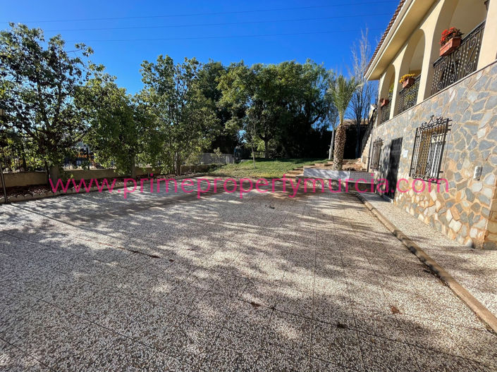 Image No.9-10 Bed Villa for sale