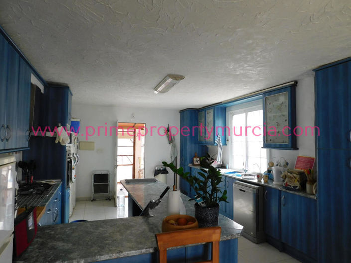 Image No.8-7 Bed Country House for sale