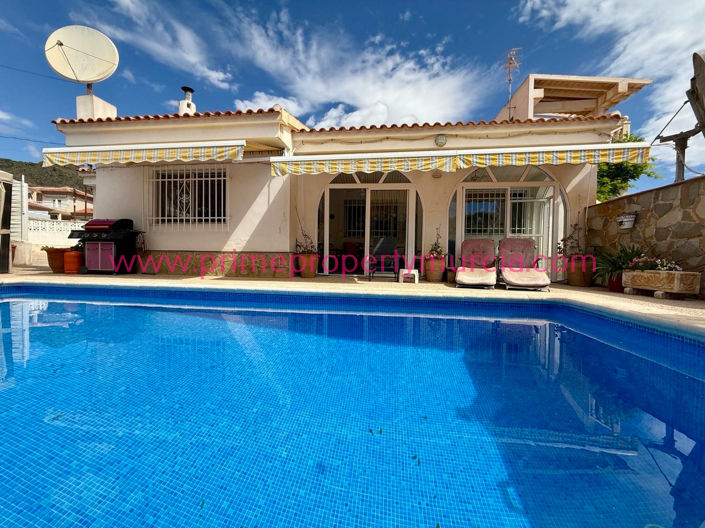 Image No.1-3 Bed Villa for sale