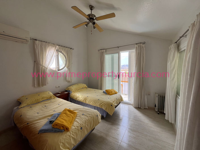 Image No.20-3 Bed Villa for sale