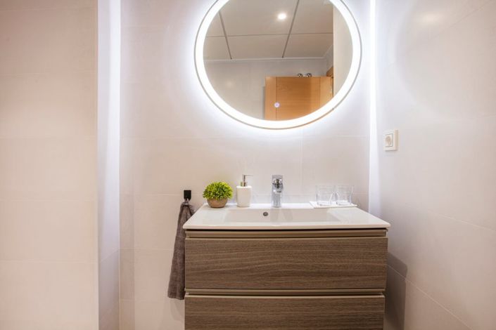 Image No.19-2 Bed Apartment for sale