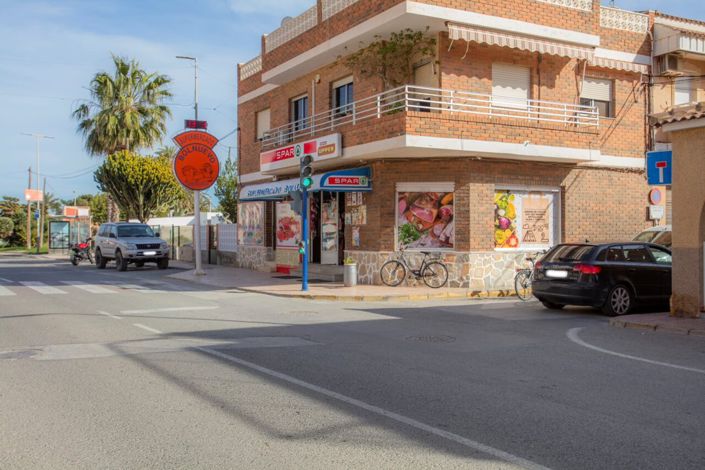 Image No.40-2 Bed Apartment for sale