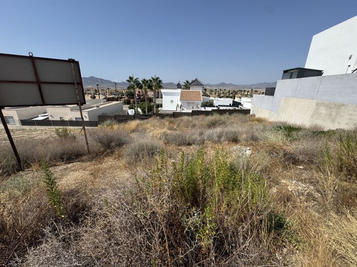 Image No.12-2 Bed Villa for sale