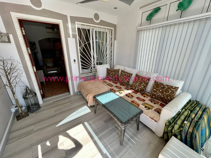 Image No.21-2 Bed Property for sale