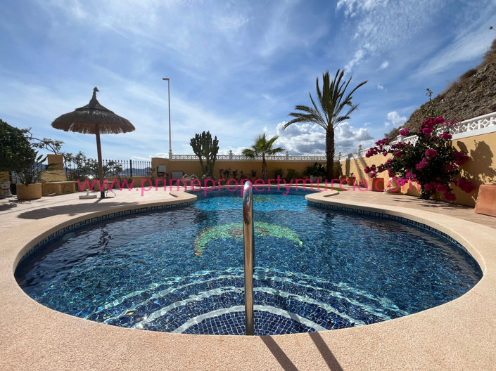 Image No.2-3 Bed Villa for sale