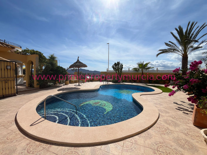Image No.3-3 Bed Villa for sale