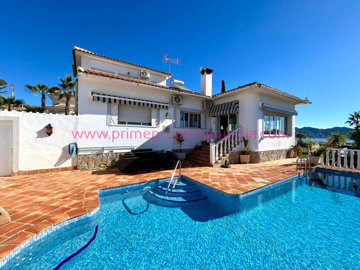 975-detached-villa-for-sale-in-isla-plana-203
