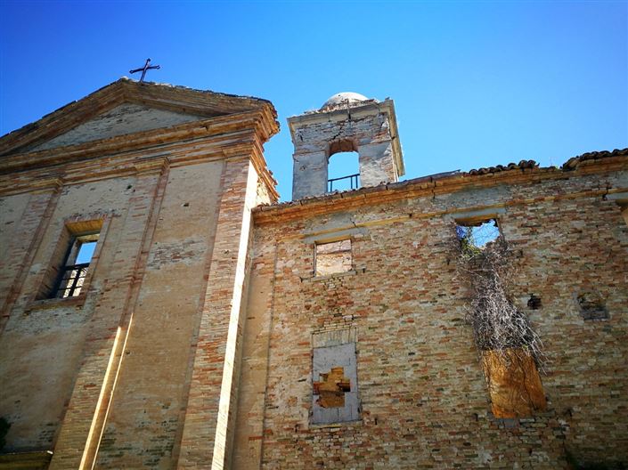 Image No.3-10 Bed Property for sale