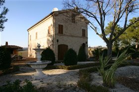 Image No.28-Maison de 5 chambres à vendre à Castelleone Di Suasa