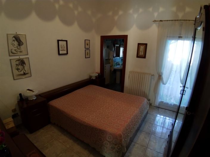 Image No.30-3 Bed House for sale