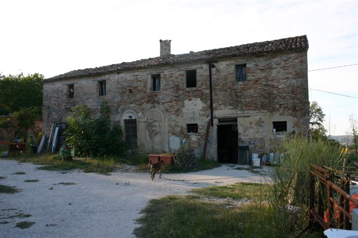 Image No.3-4 Bed House for sale