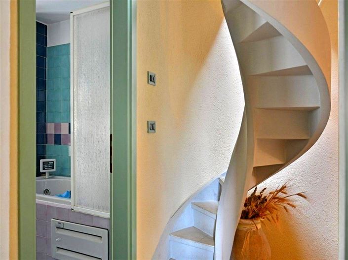 Image No.16-3 Bed House for sale