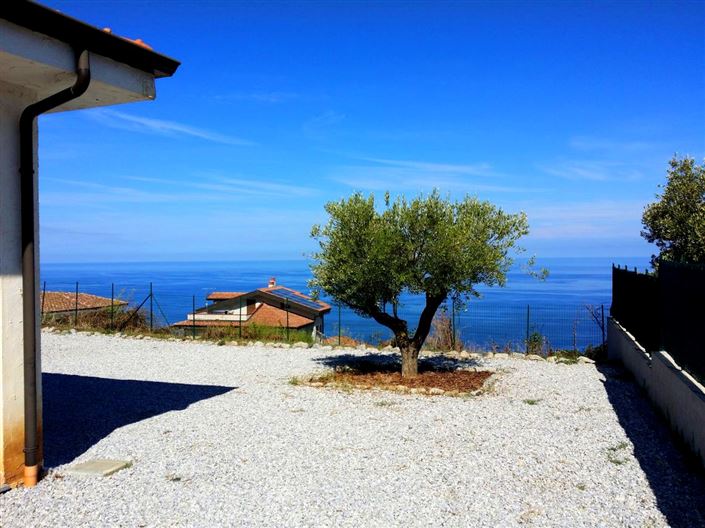 Image No.3-Maison de 2 chambres à vendre à Tropea