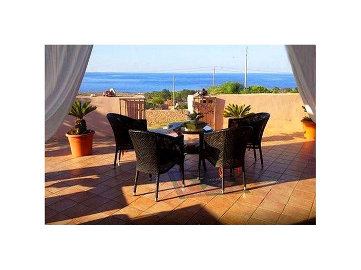 Image No.7-3 Bed House for sale