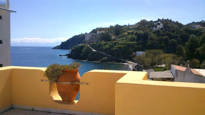 Image No.2-Appartement de 2 chambres à vendre à Lipari