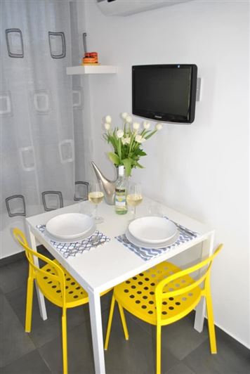 Image No.18-3 Bed Apartment for sale