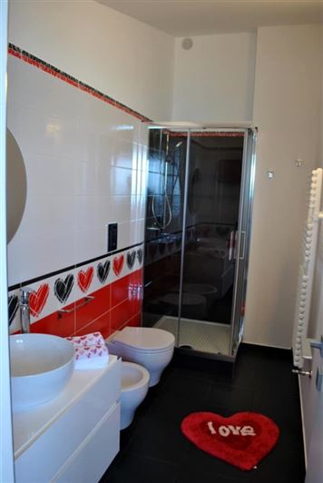 Image No.22-3 Bed Apartment for sale