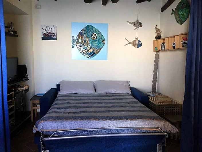 Image No.11-2 Bed House for sale