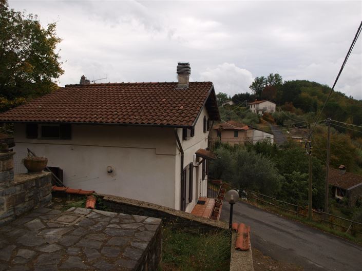 Image No.5-Maison de 2 chambres à vendre à Bagnone