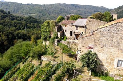vendita-gruppo-di-fabbricati-massa-carrara-ri