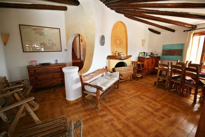 Image No.12-4 Bed House for sale