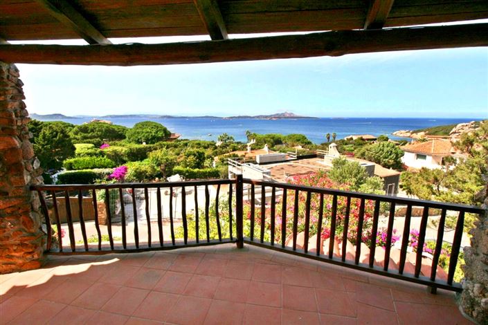 Image No.8-4 Bed House for sale