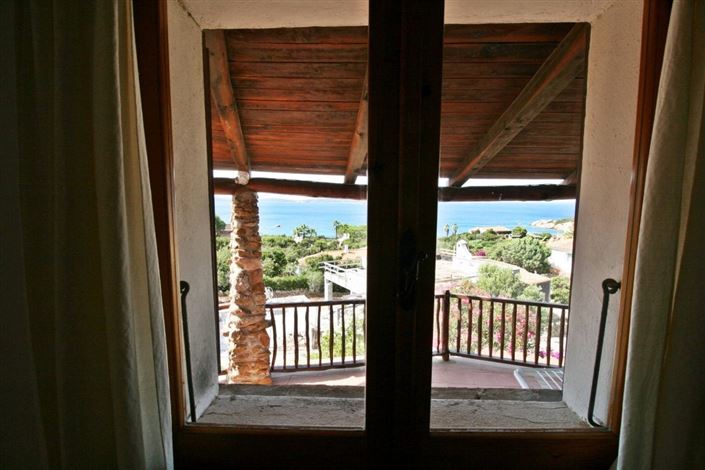 Image No.9-4 Bed House for sale