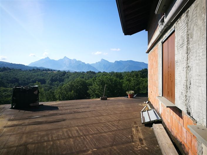 Image No.14-10 Bed Country Property for sale