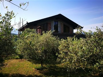 vendita-proprieta-indipendente-massa-carrara-