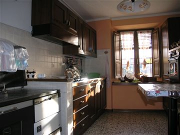 vendita-gruppo-di-fabbricati-massa-carrara-ri