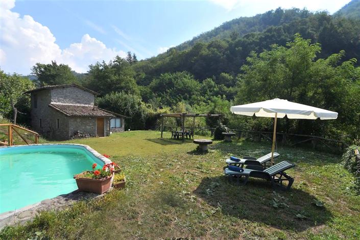Image No.33-Maison de campagne de 5 chambres à vendre à Coreglia Antelminelli