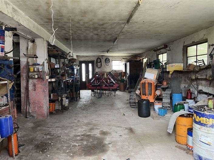 Image No.18-6 Bed House for sale