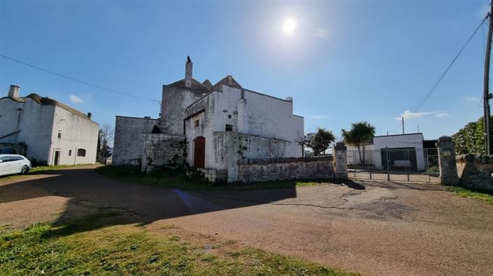 Image No.23-Maison de campagne de 2 chambres à vendre à Martina Franca