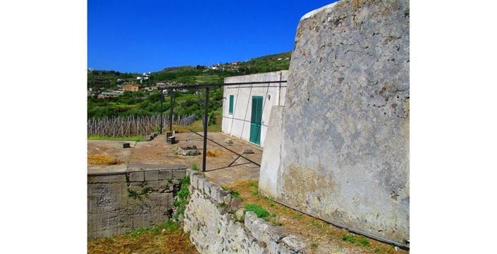 Image No.10-4 Bed Country House for sale