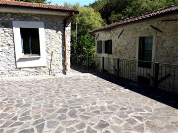vendita-proprieta-indipendente-massa-carrara-
